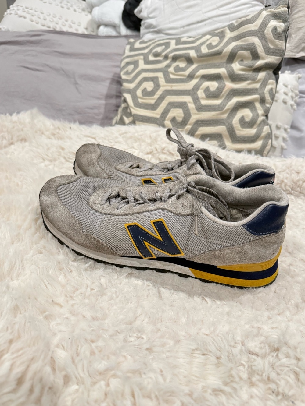 New Balance Men's Light Gray, Navy & Yellow Classic Runner
